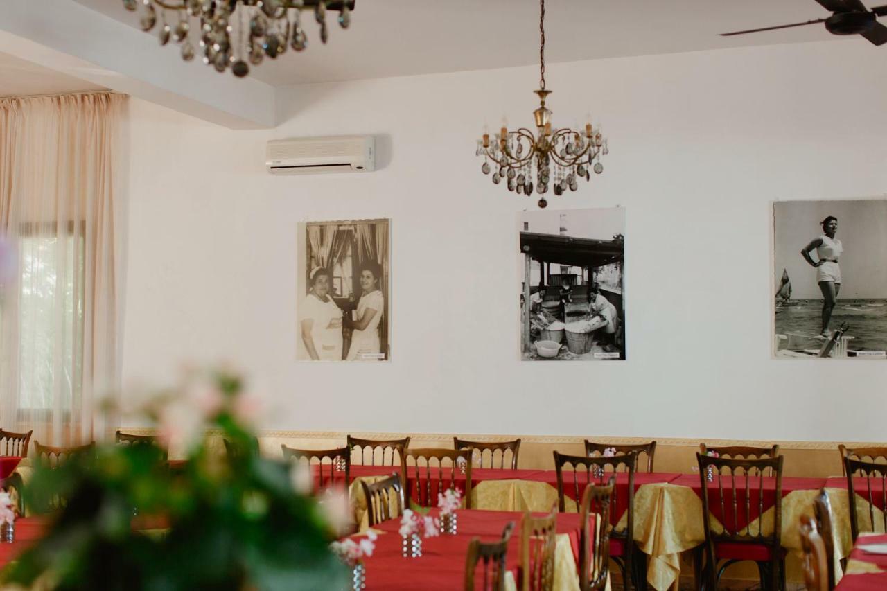 Hotel Lauretta เบลลาเรีย-อีเจอา มารีนา ภายนอก รูปภาพ